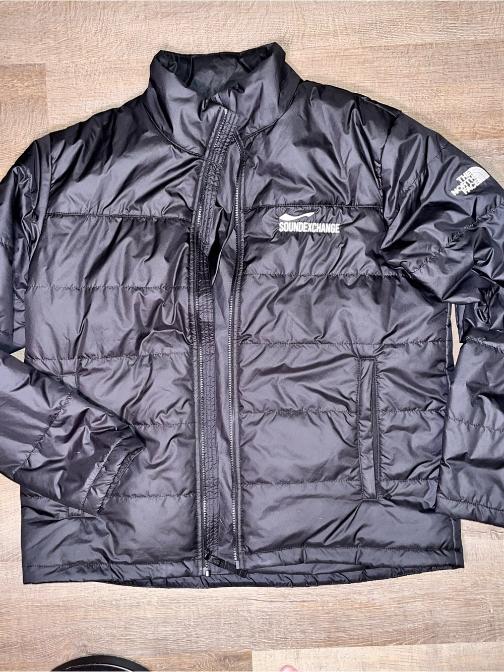 North Face everyday men’s insulated jacket size XL black fall hiking outdoor